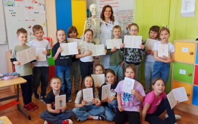 Klasa druga poznaje zawód lekarza